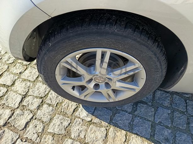 Seat Ibiza · Ano 2011