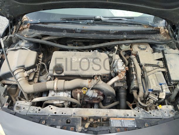 Opel Astra · Ano 2010