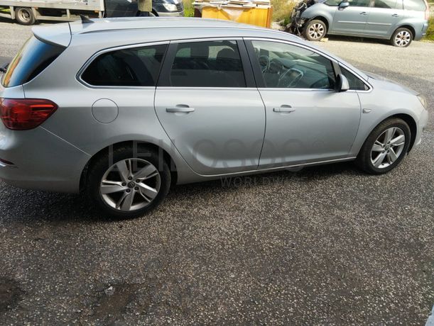 Opel Astra · Ano 2016