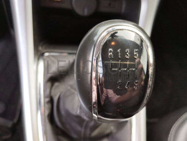 Opel Astra · Ano 2016