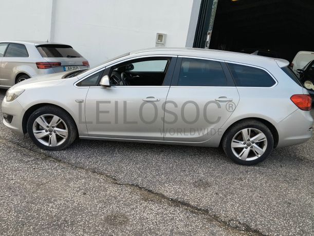 Opel Astra · Ano 2016