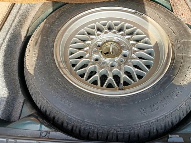 BMW 525i Touring · Ano 1992