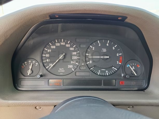 BMW 525i Touring · Ano 1992