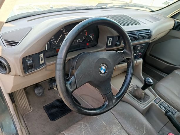 BMW 525i Touring · Ano 1992