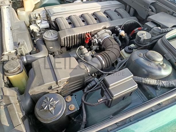 BMW 525i Touring · Ano 1992