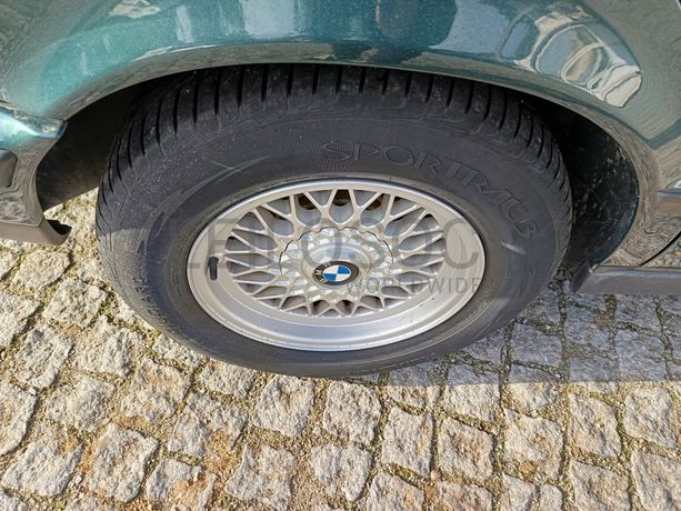 BMW 525i Touring · Ano 1992