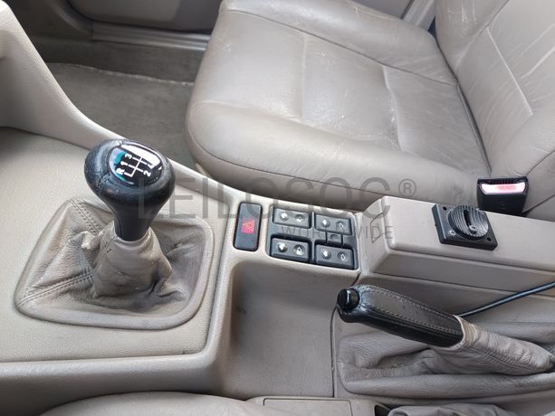 BMW 525i Touring · Ano 1992