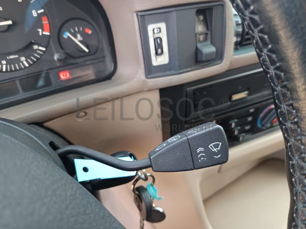 BMW 525i Touring · Ano 1992