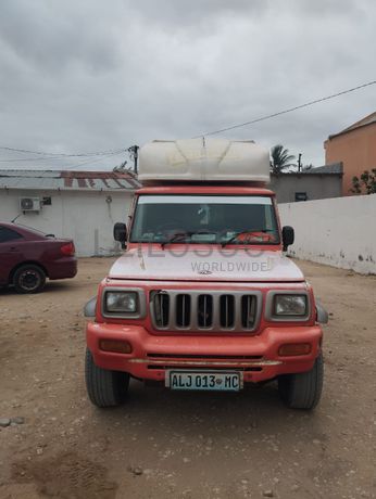 MAHINDRA BOLERO