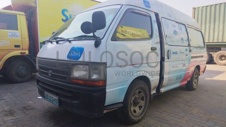 TOYOTA HIACE HIACE 5L