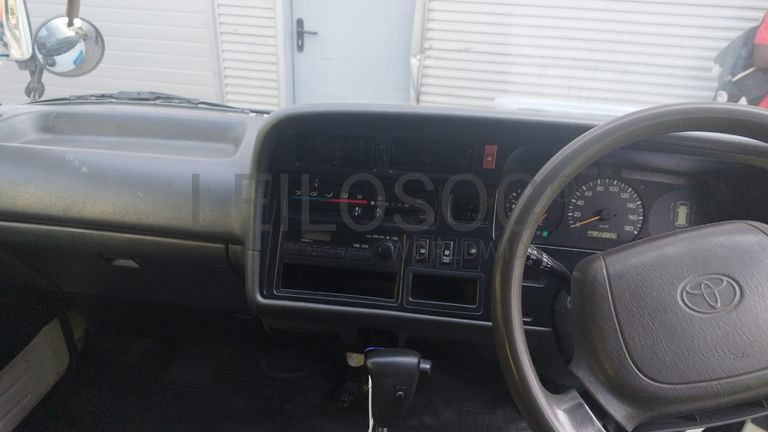 TOYOTA HIACE HIACE 5L