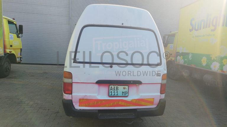 TOYOTA HIACE HIACE 5L