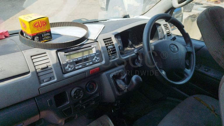 TOYOTA HIACE HIACE 5L