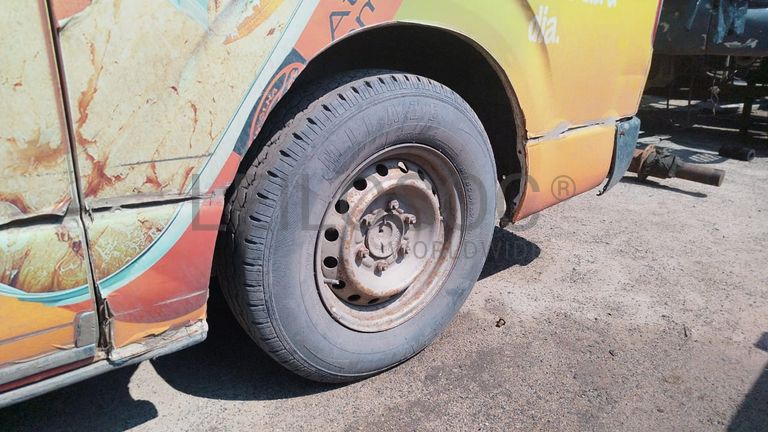 TOYOTA HIACE HIACE 5L