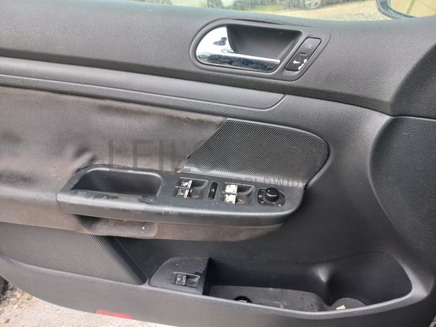 Volkswagen Golf 1.4 FSI · Ano 2004