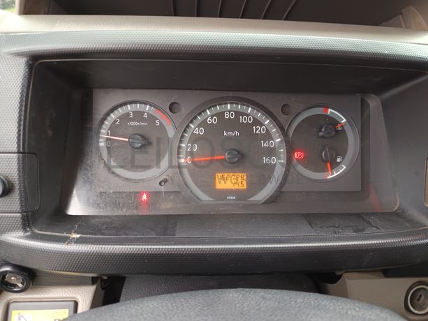 Nissan Cabstar 35.13 Com Grua · Ano 2010