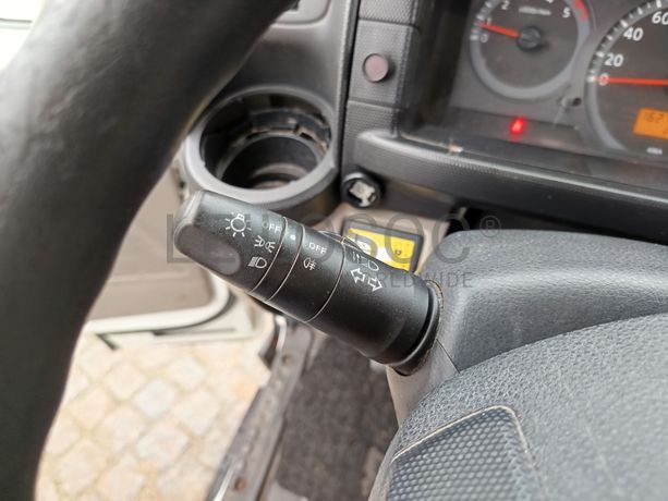 Nissan Cabstar 35.13 Com Grua · Ano 2010