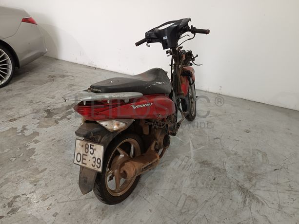Honda Vision NSC 110 · Ano 2013