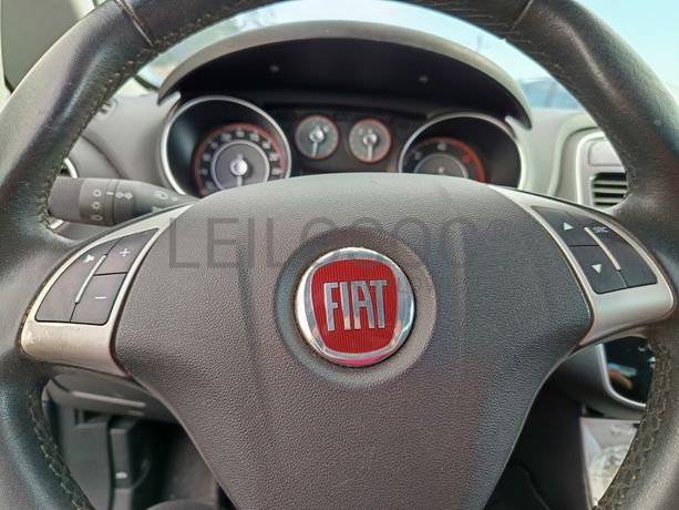 Fiat Punto · Ano 2013