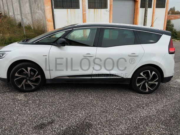 Renault Grand Scénic · Ano 2018 · 7 Lugares
