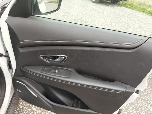 Renault Grand Scénic · Ano 2018 · 7 Lugares