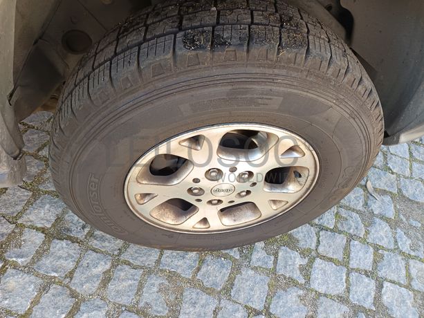 Jeep Grand Cherokee 4x4 · Ano 2001