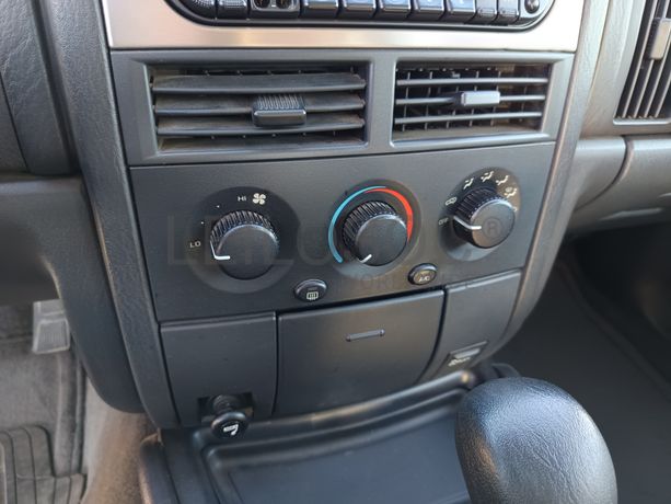 Jeep Grand Cherokee 4x4 · Ano 2001