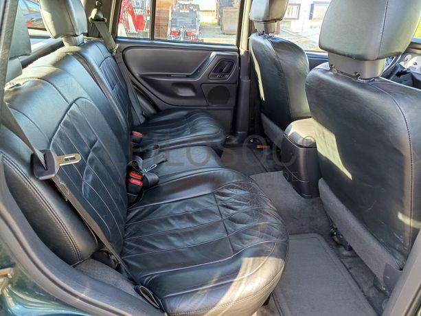 Jeep Grand Cherokee 4x4 · Ano 2001