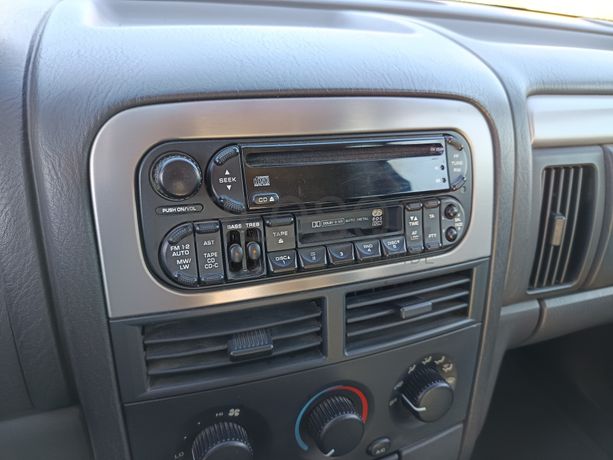 Jeep Grand Cherokee 4x4 · Ano 2001