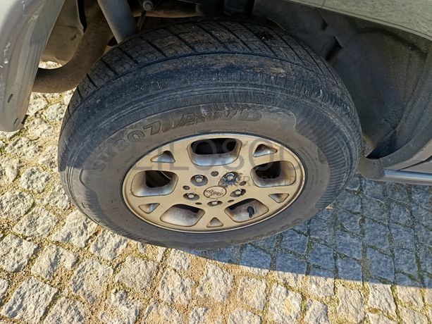 Jeep Grand Cherokee 4x4 · Ano 2001