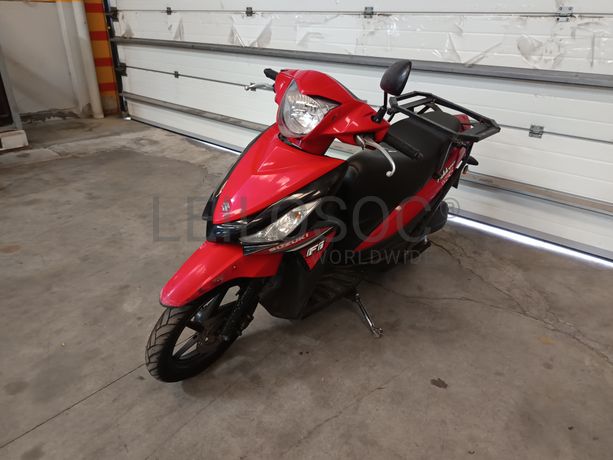 Suzuki UK 110 Adress · Ano 2015