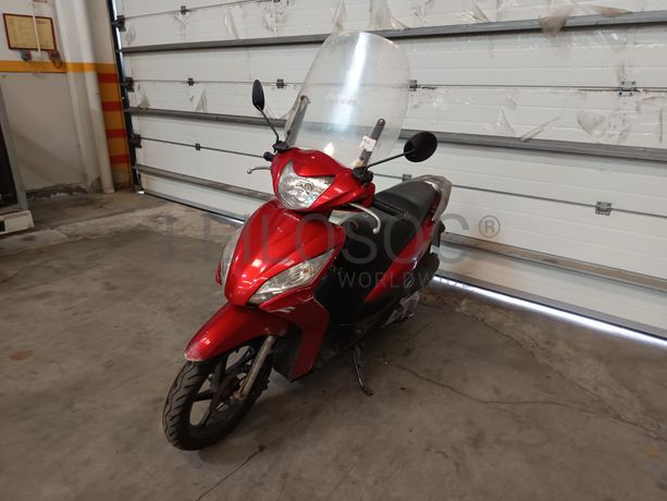 Honda Vision NSC 110 · Ano 2012