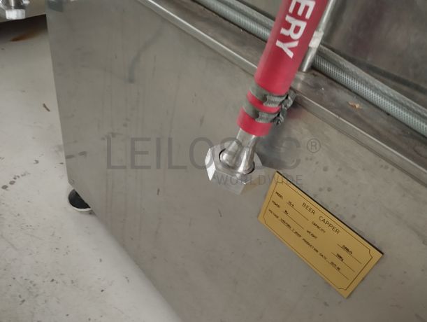 Mangueiras · Válvulas · Manómetros · Bomba Submersível · Estantes · Frigorífico · Tubagens