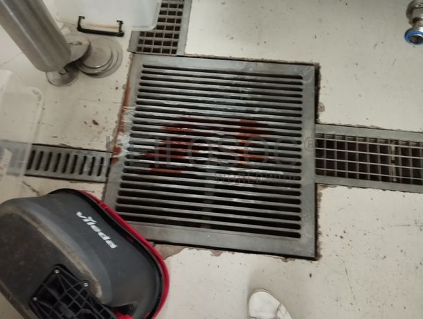 Mangueiras · Válvulas · Manómetros · Bomba Submersível · Estantes · Frigorífico · Tubagens