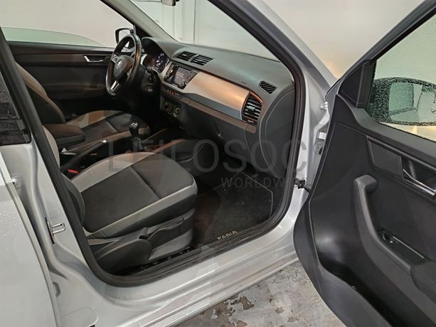Skoda Fabia · Ano 2016