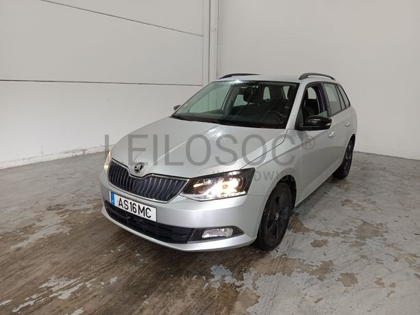 Skoda Fabia · Ano 2016