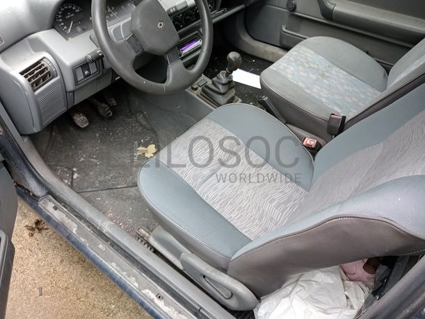 Renault Clio 1.9D · Ano 1994