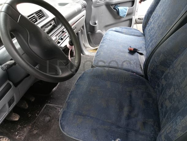 Peugeot Expert · Ano 2001