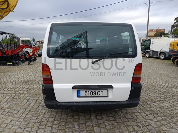 Mercedes-Benz 110 · Ano 2000