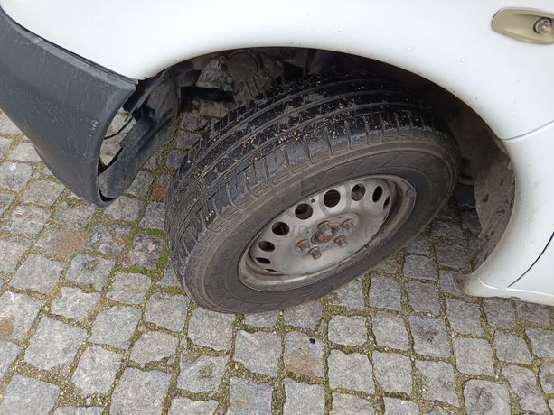 Mercedes-Benz 110 · Ano 2000