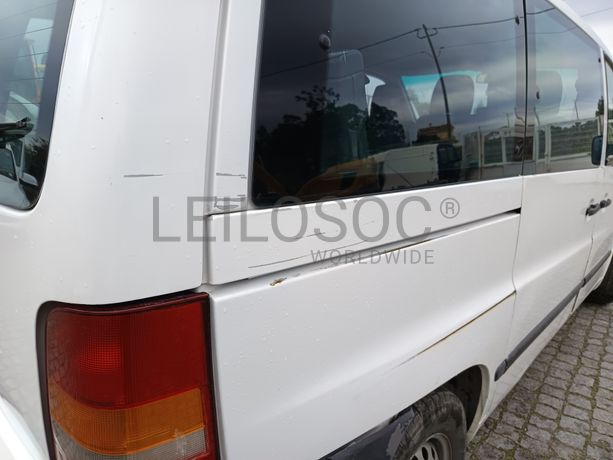 Mercedes-Benz 110 · Ano 2000