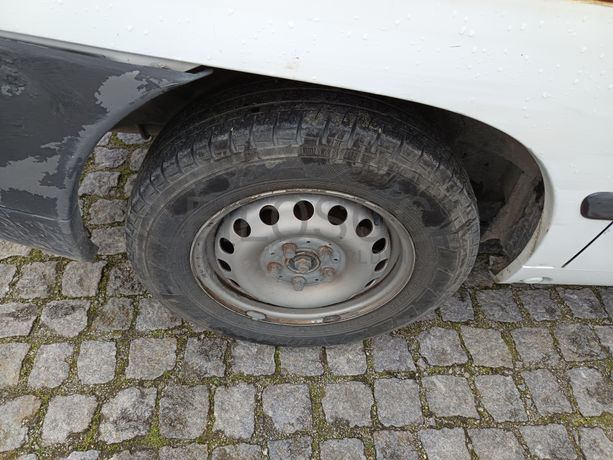 Mercedes-Benz 110 · Ano 2000