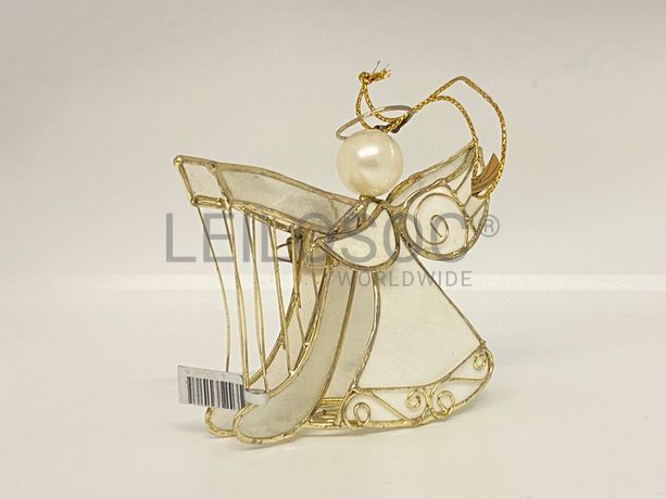 Anjo com instrumento musical