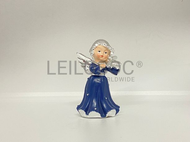 Anjo com instrumento musical