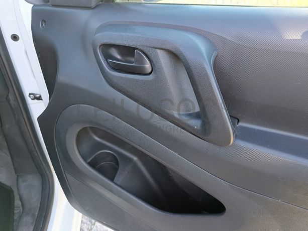 Peugeot Partner · Ano 2012