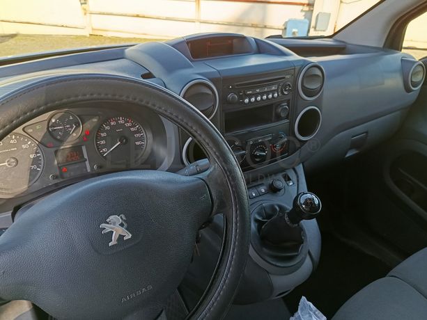 Peugeot Partner · Ano 2012