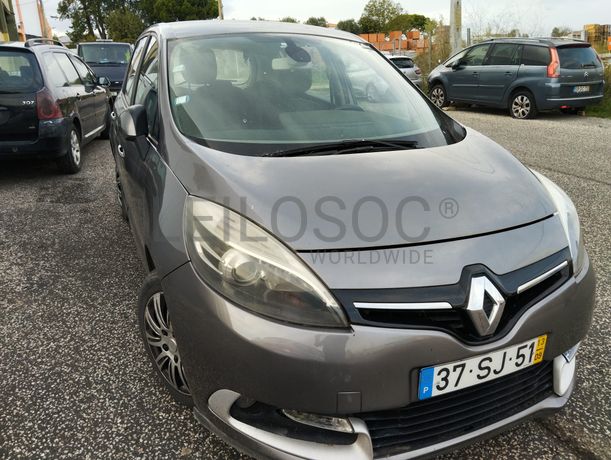 Renault Scénic · Ano 2013