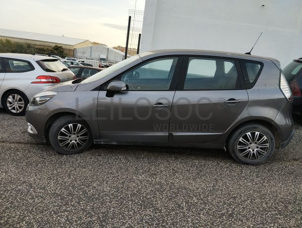 Renault Scénic · Ano 2013