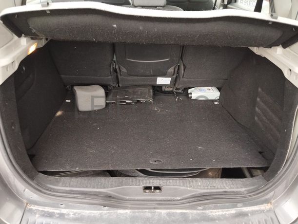 Renault Scénic · Ano 2013