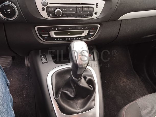 Renault Scénic · Ano 2013